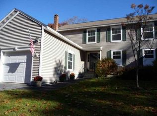 22 Granite Hill Dr, Topsham, ME 04086