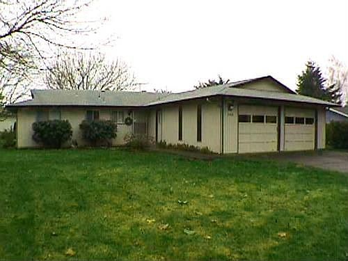 1st image of 304 SE 156th Ave
