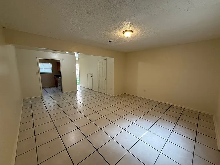 8717 Granite Dr — Photo 6