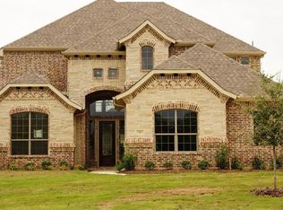 116 Woodview Ct, Burleson, TX 76028