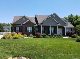 1050 N Devonpark Pl, Salisbury, NC 28147
