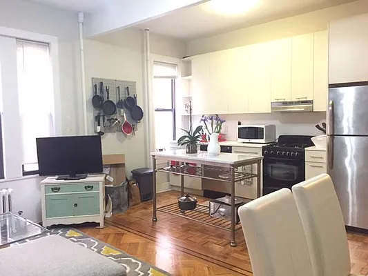 Rented by Brooklyn Heights Real Estate Inc | media 2