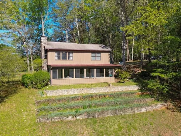 245 Trillium Trl, Franklin, NC 28734