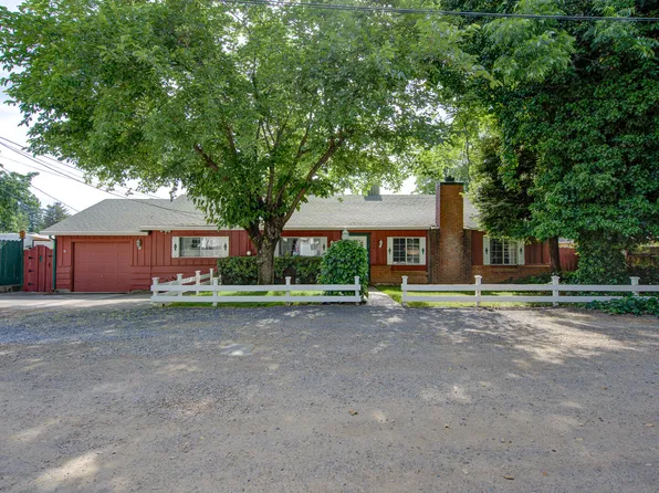 2915 Rockabye Ln, Redding, CA 96002