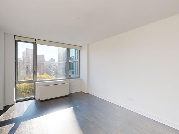 3rd image of 801 Amsterdam Ave APT 8H