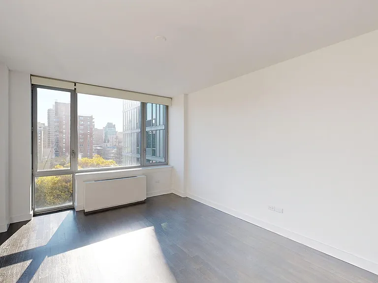 801 Amsterdam Ave #8H — Photo 4