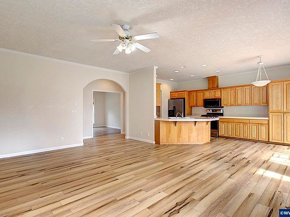 4th image of 1615 Sisters Ct NW