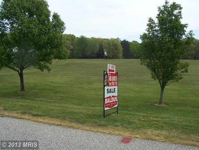 2nd image of 7694 Logging Ln
