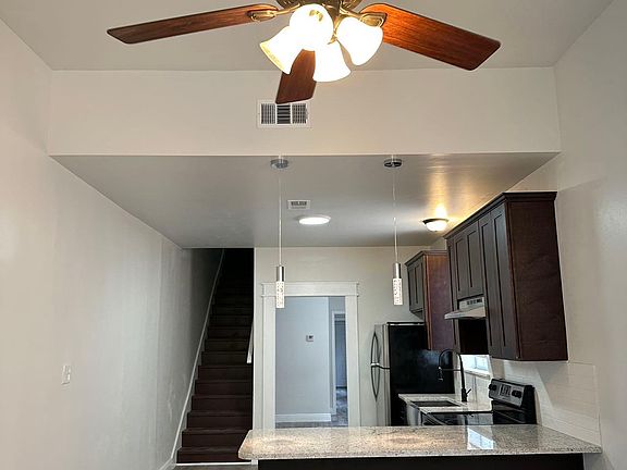 2nd image of 2117 Foucher St #2117