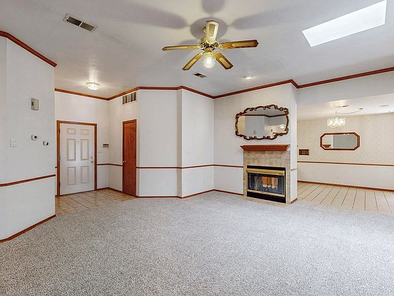 2nd image of 7425 Primrose Dr NW