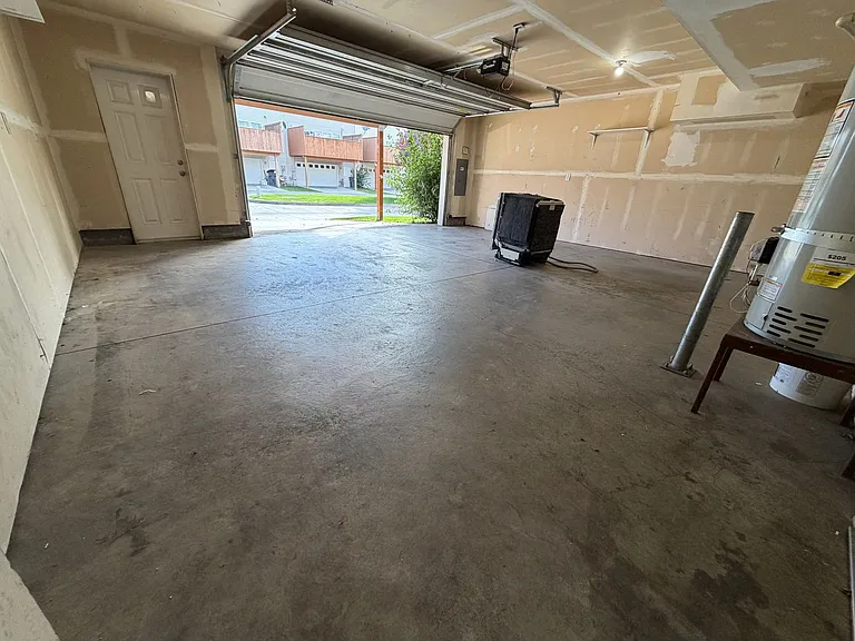 4905 Montague Ln — Photo 5