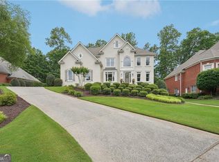 1225 Elk Ridge Cv, Alpharetta, GA 30005