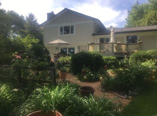 9092 Wendover Rd, West Des Moines, IA 50266