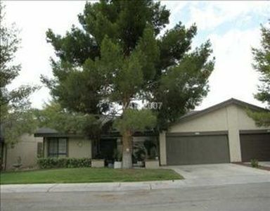 5701 Roseridge Ave, Las Vegas, NV, 89107