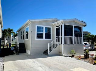 96 Jova Trl, Fort Myers Beach, FL 33931