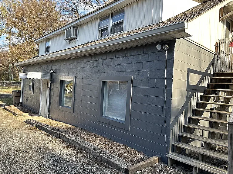 1814 County Hospital Rd #B — Photo 1
