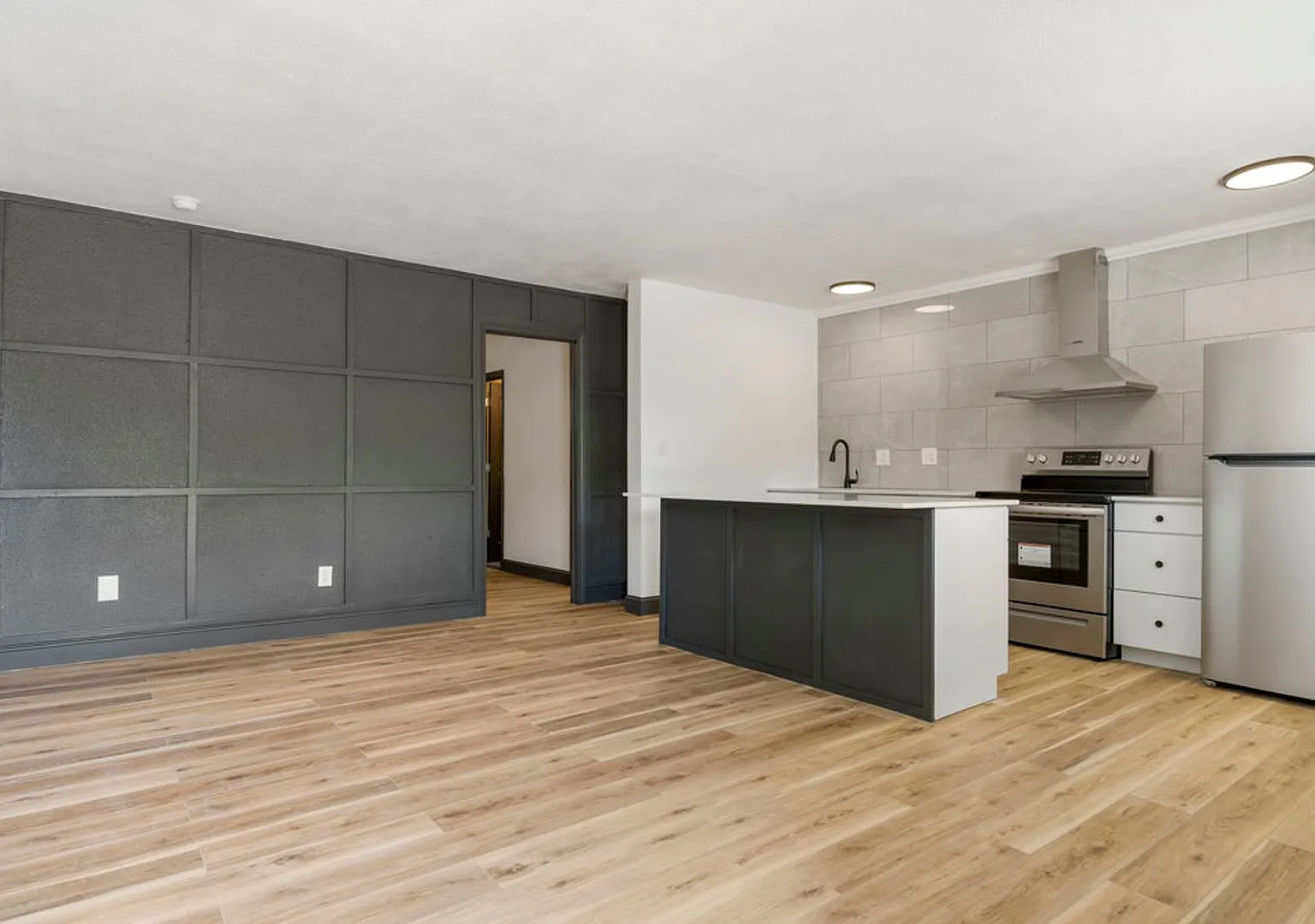 Onyx at 7th — Photo 2