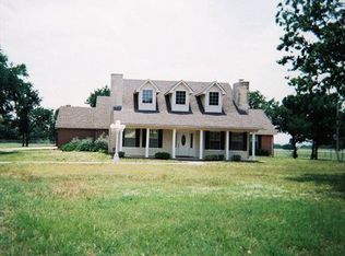 1500 Whispering Oaks Ct, Granbury, TX 76049