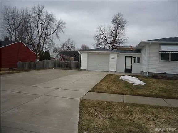 2nd image of 80 Sawyer Ave