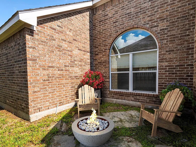 9907 Brandywood Cir — Photo 23