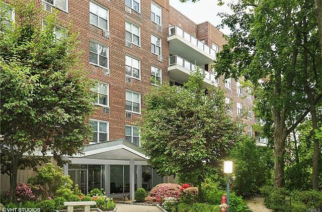 1st image of 222 Martling Ave APT 1N
