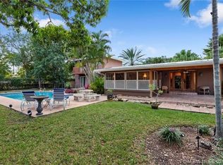 9801 SW 82nd Ct, Miami, FL 33156