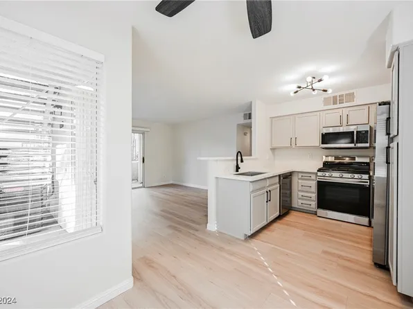 3047 Casey Dr Unit 103, Las Vegas, NV 89120