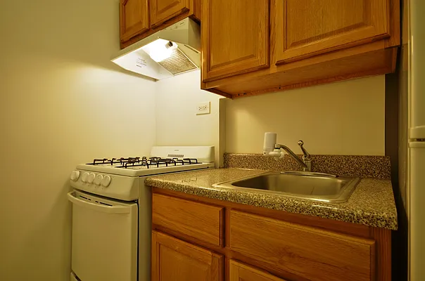 Rented by Corcoran | media 22