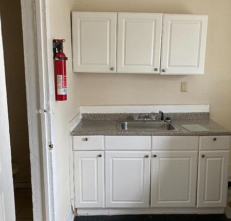 2nd image of 19 Main St #3