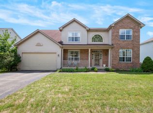 2147 Kemmerer Ln, Bolingbrook, IL 60490