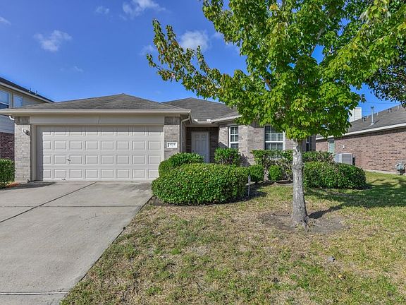 2nd image of 9719 Park Heath Ln