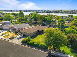 1122 S Skyline Dr, Moses Lake, WA 98837
