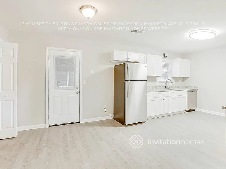 38 Watson Glen Dr — Photo 6