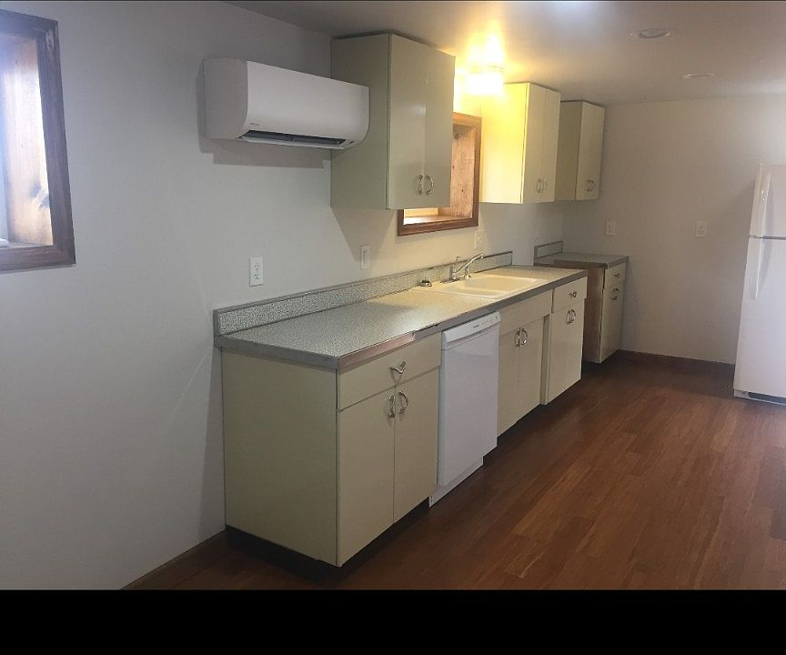 1st image of 607 W Baseline Rd #1/2
