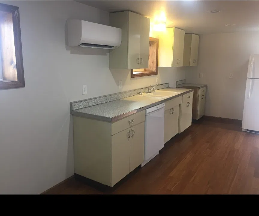 607 W Baseline Rd #1/2