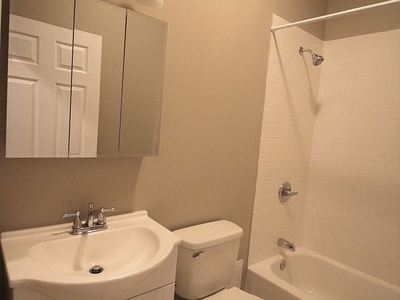 4th image of 4702 W Girard Ave #1
