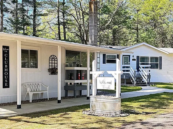 W4237 Wildwood Dr, Mauston, WI 53948