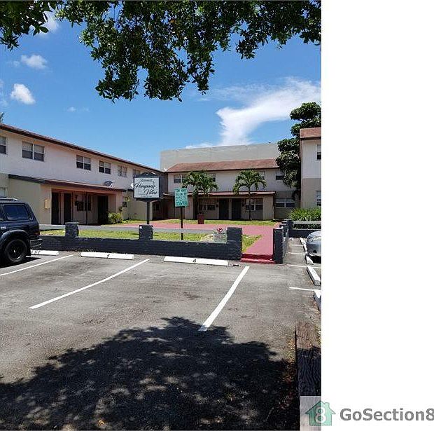 1st image of 20 NW 7th Ave #1