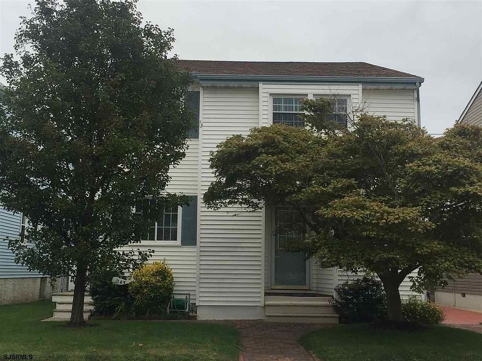 2nd image of 245 40th St S