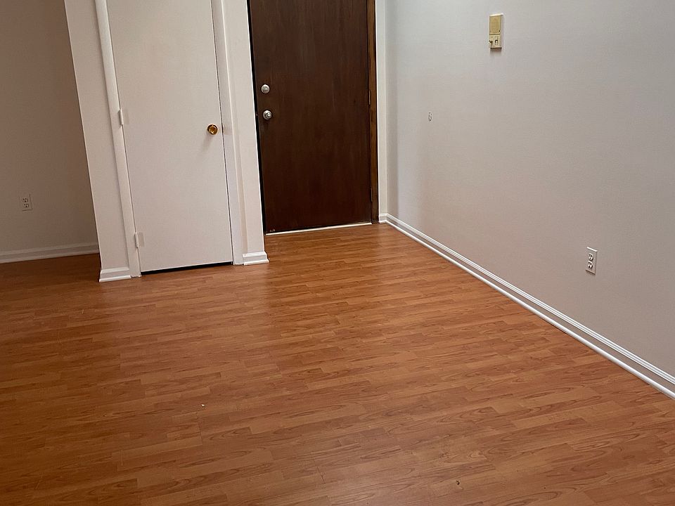 Apartment Entry with coat closet