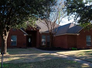 302 S Cedar Ridge Cir, Robinson, TX 76706