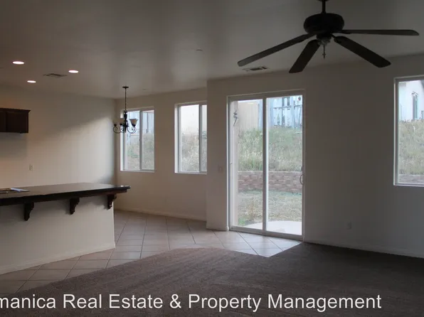 4960 College Ave, Riverside, CA 92505