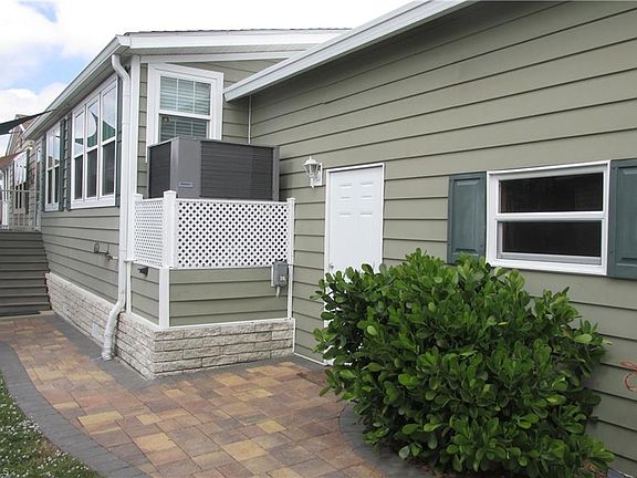 4th image of 11410 Dogwood Ln