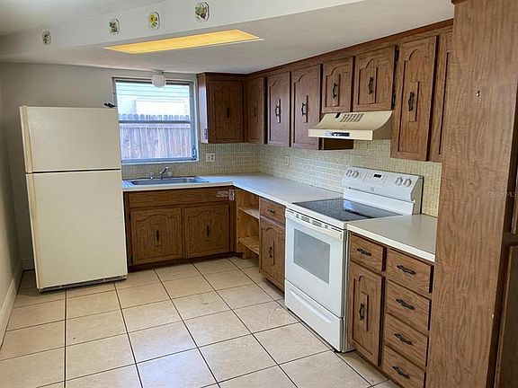 5th image of 3244 Coldwell Dr