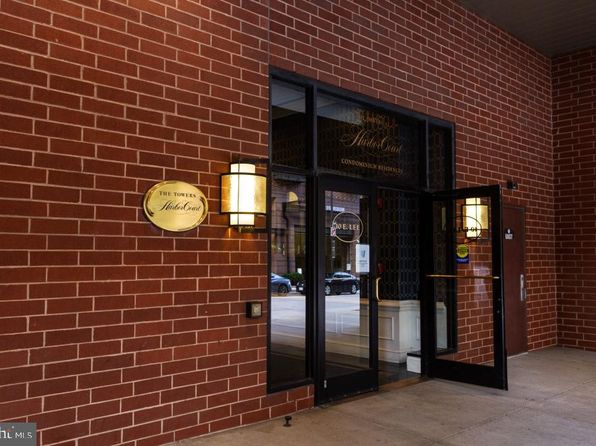 10 E Lee St Unit 1208