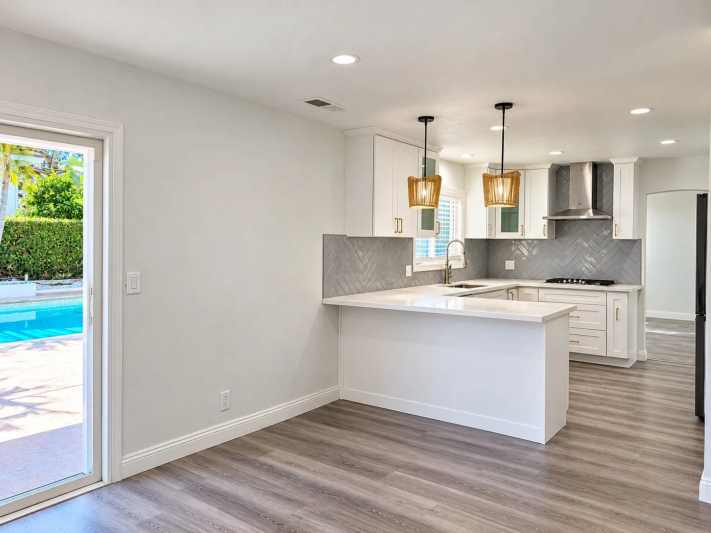 6122 Softwind Dr — Photo 4