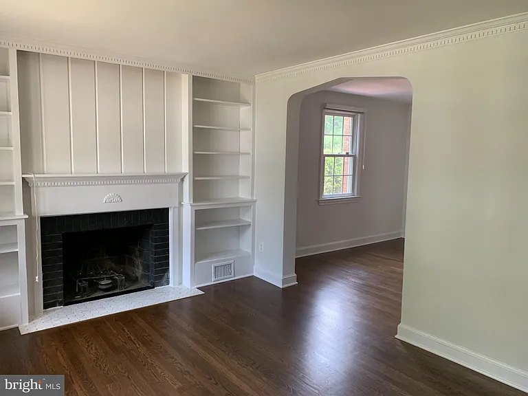 3120 Winnett Rd — Photo 6