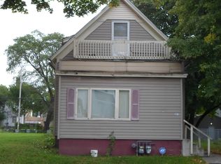 2912 N 5th St, Milwaukee, WI