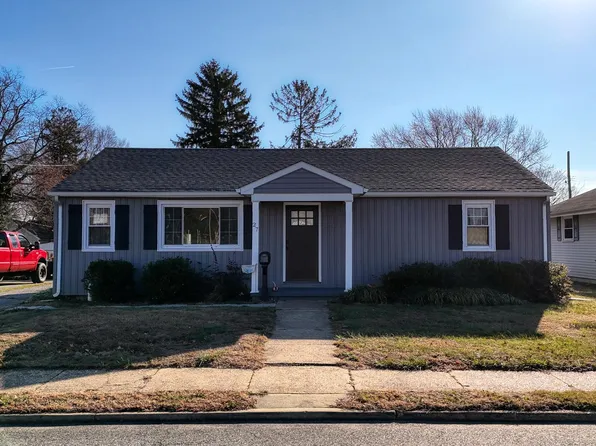 27 W Hamilton Ln, Smyrna, DE 19977