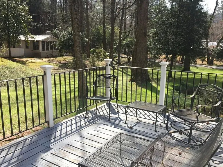 140 Cool River Dr — Photo 24
